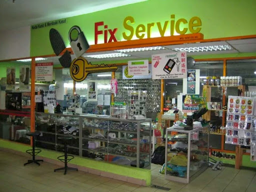 FIX SERVICE SUMMIT Luggage bag repair,shoe & bag repair car key/ house key remote control duplicate