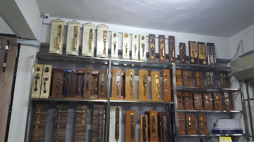 TSY Lock Enterprise 甲洞顺记锁业 (Soon Kee Locksmith & Service Centre)